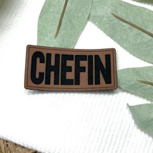 Alternative view of Kunstlederlabel "Chefin"