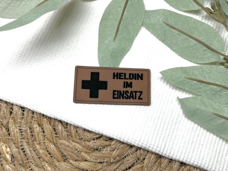 Kunstlederlabel "Heldin im Einsatz" 1 Lederlabel Heldin
