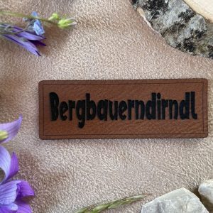 Label, Lederlabel, Bergbauerndirndl, Bergbauernbua,