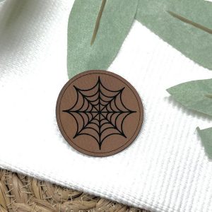 Lederlabel Spinnennetz