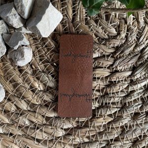 Saumlabel handgemacht