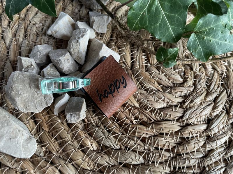 Saumlabel Lederlabel Happy