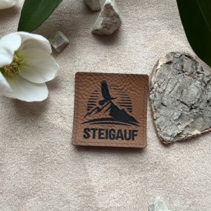 Lederlabel "Steig auf"