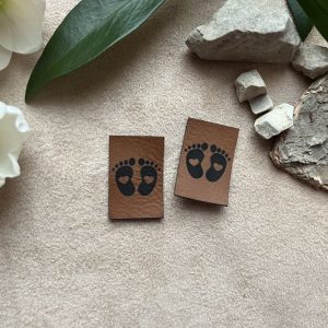 Lederlabel Babyfüße