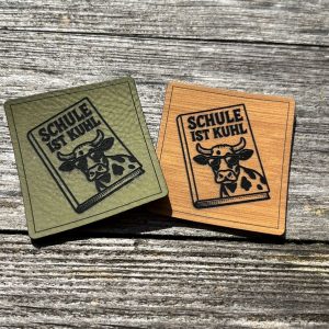 Lederlabel Schule ist kuhl