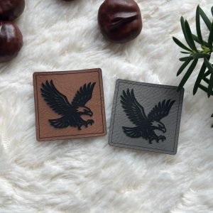 Lederlabel "Adler" Greifflug