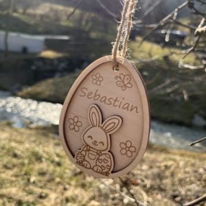 Personalisierter Oster Geschenkanhänger aus Holz – mit Name graviert | Osterhase Anhänger | Ostergeschenk für Kinder 14 Stritzikistl LD001 Osterei