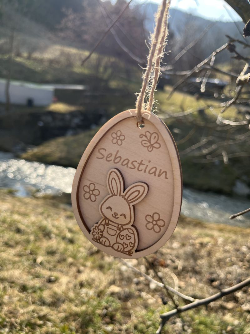 Personalisierter Oster Geschenkanhänger aus Holz – mit Name graviert | Osterhase Anhänger | Ostergeschenk für Kinder 7 Personalisierter Oster Geschenkanhänger aus Holz – mit Name graviert | Osterhase Anhänger | Ostergeschenk für Kinder – Bild 7